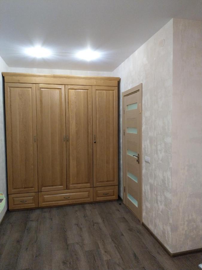 Однокімнатна Квартира В Новобудові По Мельника Riwne Exterior foto