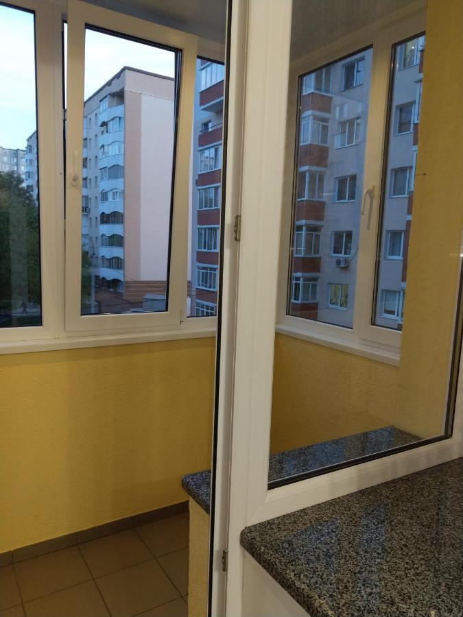 Однокімнатна Квартира В Новобудові По Мельника Riwne Exterior foto